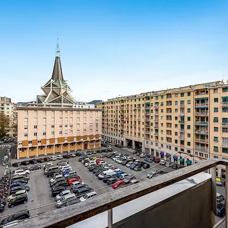 Piazza Rossetti *