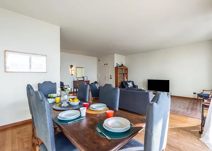 Appartamento Piazza Rossetti Genova