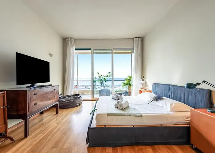 Appartamento Piazza Rossetti *